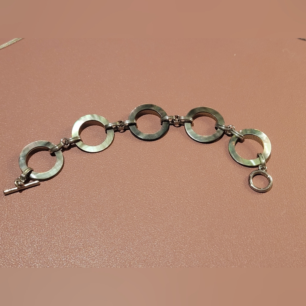 Lia Sophia circle bracelet